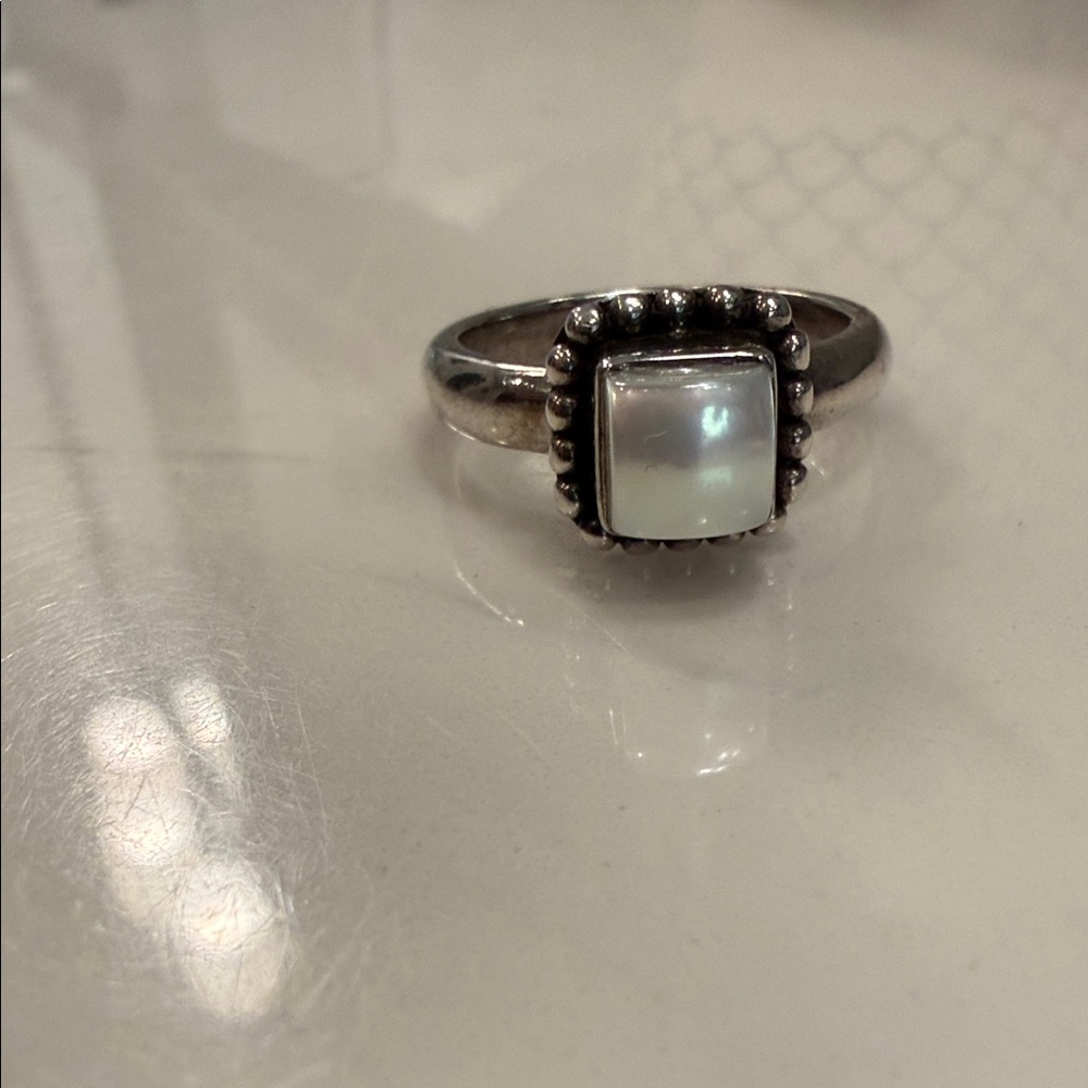 Silpada Silver Ring with White Stone - Picture 4 of 4